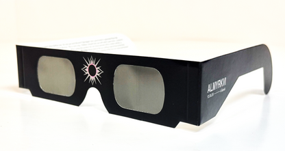 Sólmyrkvagleraugu - Almyrkvi 2026 á Íslandi