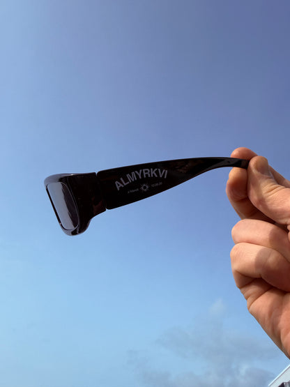 Sólmyrkvagleraugu - premium - Almyrkvi 2026