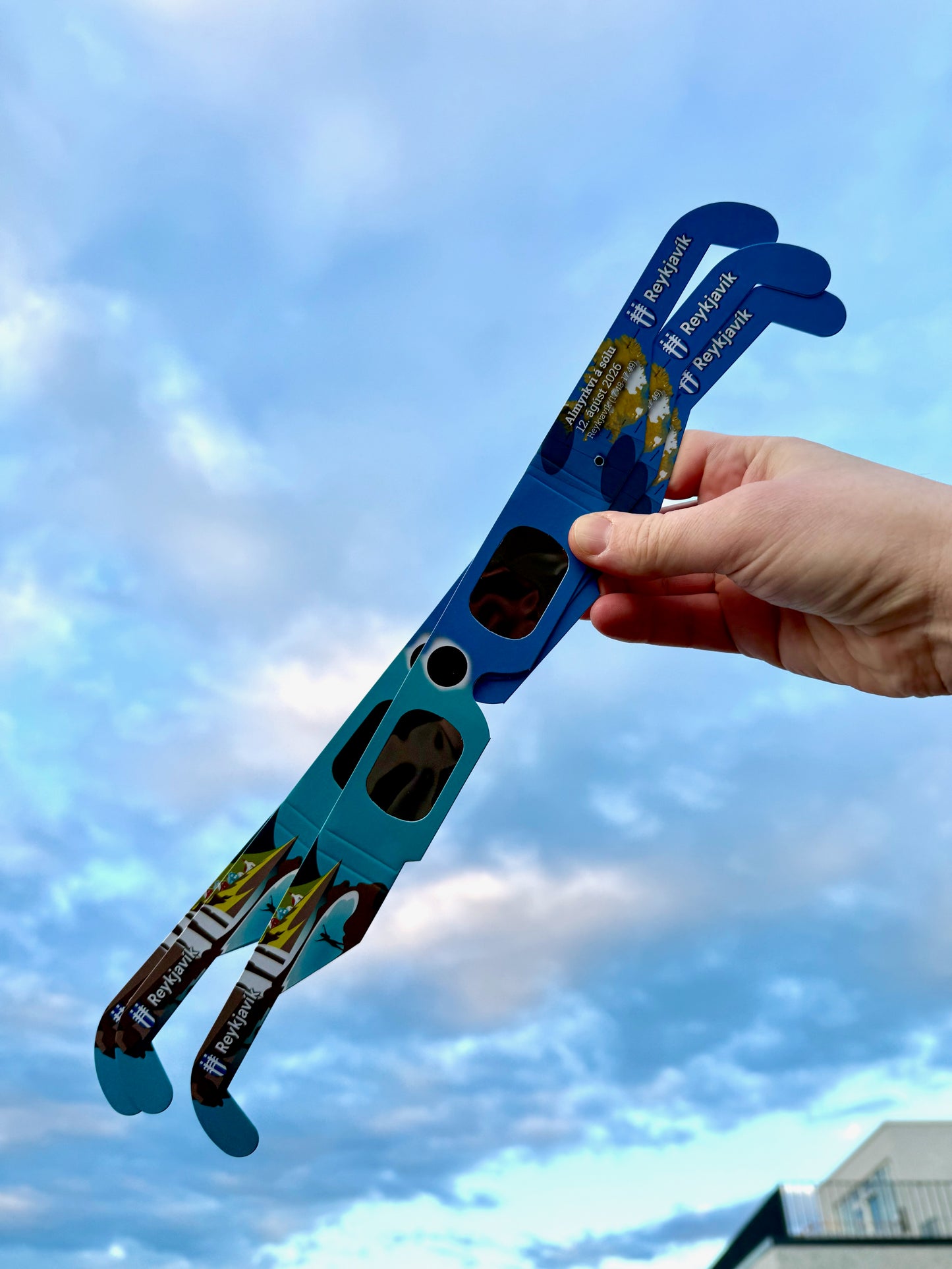 Sólmyrkvagleraugu - Reykjavík 12. ágúst 2026